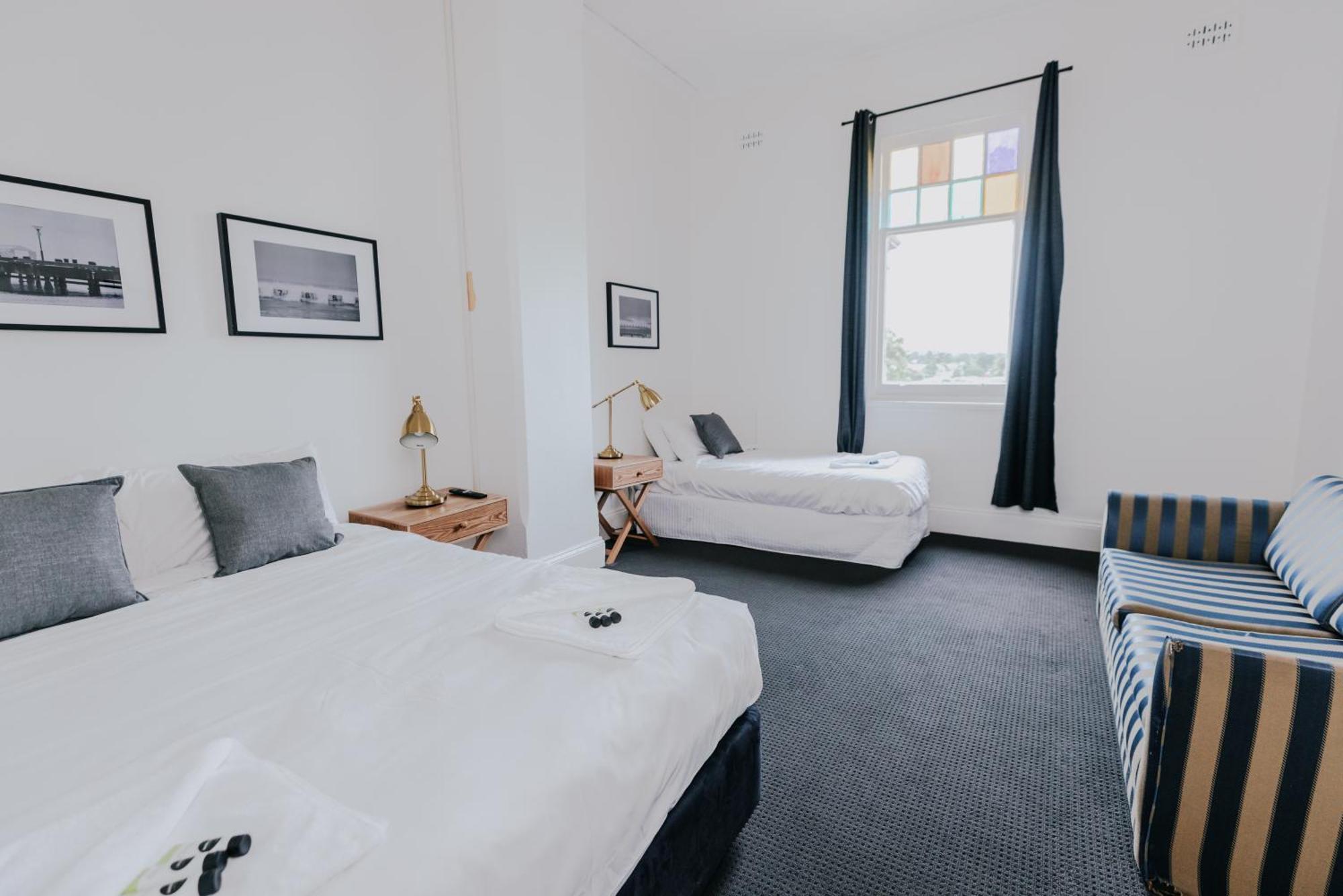 Holmesville Hotel Quarto foto